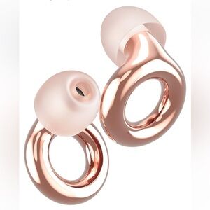 New Loop Experience Earplugs Rose Gold in case